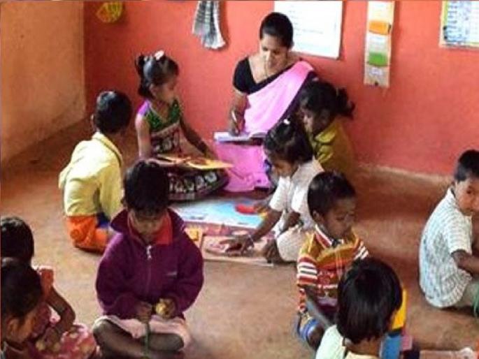 The age limit of Anganwadi employees will be increased, more than 20 thousand employees will be recruited | अंगणवाडी कर्मचाऱ्यांच्या वयोमर्यादेत वाढ होणार, २० हजारांहून अधिक कर्मचाऱ्यांची भरती करण्यात येणार The age limit of Anganwadi employees will be increased, more than 20 thousand employees will be recruited | अंगणवाडी कर्मचाऱ्यांच्या वयोमर्यादेत वाढ होणार, २० हजारांहून अधिक कर्मचाऱ्यांची भरती करण्यात येणार