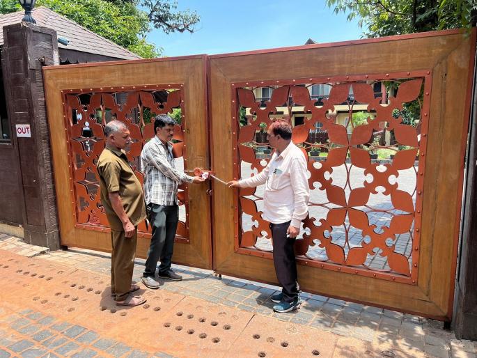 Vishal Agarwal illegal hotel sealed in Mahabaleshwar | महाबळेश्वरमधील विशाल अग्रवालचे बेकायदेशीर हॉटेल सील Vishal Agarwal illegal hotel sealed in Mahabaleshwar | महाबळेश्वरमधील विशाल अग्रवालचे बेकायदेशीर हॉटेल सील