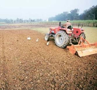 Agricultural Mechanization Sub-Mission to be implemented in 25 villages of Washim district! | वाशिम जिल्ह्यातील २५ गावांमध्ये राबविले जाणार कृषी यांत्रिकीकरण उपअभियान! Agricultural Mechanization Sub-Mission to be implemented in 25 villages of Washim district! | वाशिम जिल्ह्यातील २५ गावांमध्ये राबविले जाणार कृषी यांत्रिकीकरण उपअभियान!