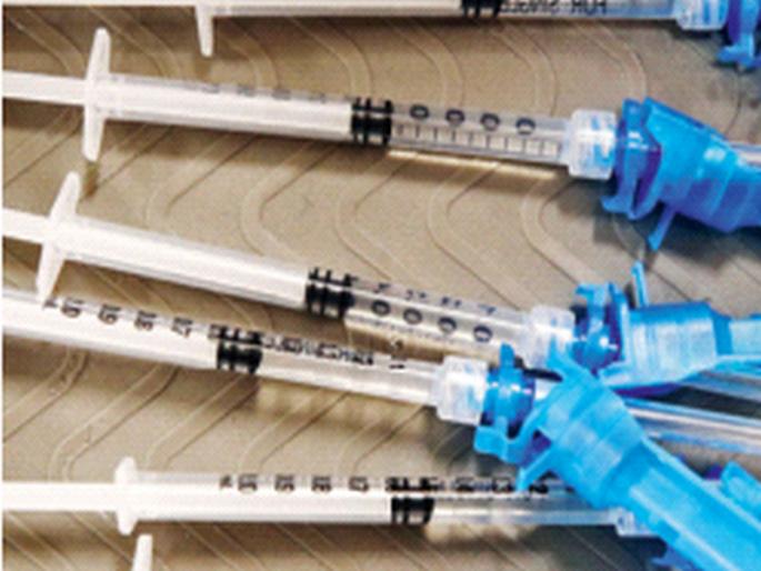 Corona Vaccine: Why is it time to beg for vaccines in India? | Corona Vaccine: भारतावर लसीची भीक मागण्याची वेळ का? Corona Vaccine: Why is it time to beg for vaccines in India? | Corona Vaccine: भारतावर लसीची भीक मागण्याची वेळ का?