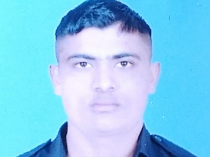 The body of a soldier on holiday was found in a well; Excitement in jalgaon pachora | सुटीवर आलेल्या जवानाचा मृतदेह विहिरीत आढळला; परिसरात खळबळ The body of a soldier on holiday was found in a well; Excitement in jalgaon pachora | सुटीवर आलेल्या जवानाचा मृतदेह विहिरीत आढळला; परिसरात खळबळ