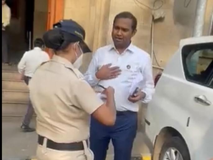 Police MLA Mangesh Chavan was fined for walking around without a mask | विनामास्क फिरणाऱ्या भाजपा आमदारावर पोलिसांची कारवाई; थेट मंत्रालयातच ठोठावला दंड Police MLA Mangesh Chavan was fined for walking around without a mask | विनामास्क फिरणाऱ्या भाजपा आमदारावर पोलिसांची कारवाई; थेट मंत्रालयातच ठोठावला दंड
