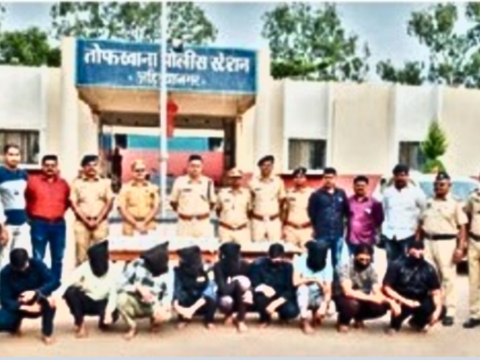 Fake arms, license racket busted by Ahilyanagar police; Nine persons arrested in Jammu and Kashmir | बनावट शस्त्र, परवाना रॅकेटचा अहिल्यानगर पोलिसांकडून पर्दाफाश; जम्मू काश्मिरमध्ये नऊ जणांना अटक Fake arms, license racket busted by Ahilyanagar police; Nine persons arrested in Jammu and Kashmir | बनावट शस्त्र, परवाना रॅकेटचा अहिल्यानगर पोलिसांकडून पर्दाफाश; जम्मू काश्मिरमध्ये नऊ जणांना अटक