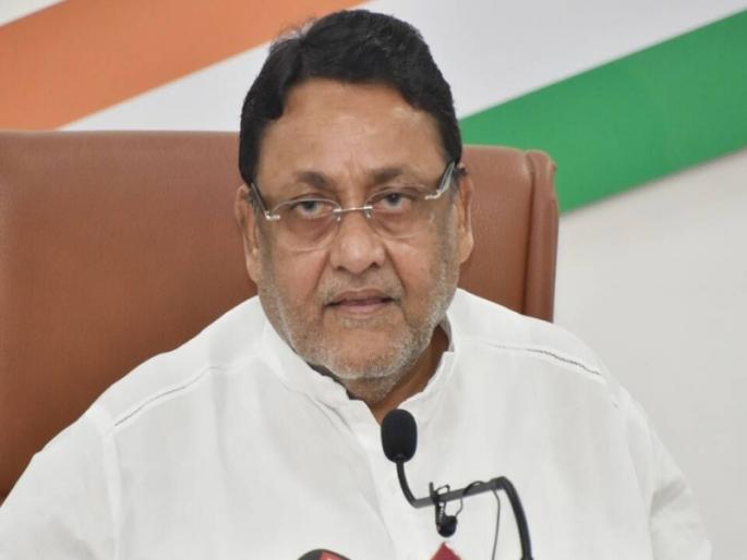 BJP leader Atul Bhatkhalkar has criticized Minister Nawab Malik | ...म्हणून वाईनबाबतची घोषणा करण्याची जबाबदारी नवाब मलिकांना दिली; भाजपाचा टोला  BJP leader Atul Bhatkhalkar has criticized Minister Nawab Malik | ...म्हणून वाईनबाबतची घोषणा करण्याची जबाबदारी नवाब मलिकांना दिली; भाजपाचा टोला