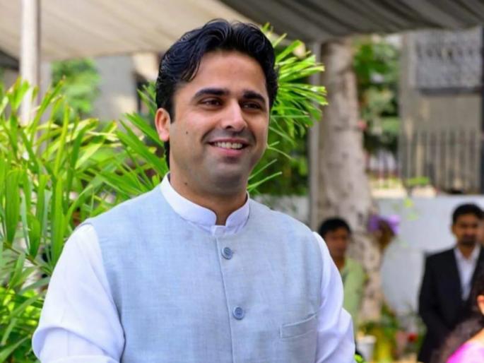 Congress Veteran Ahmed Patel’s Son Faisal Breaks Ties With Congress Party; said, denied every step… | अहमद पटेल यांच्या मुलाने काँग्रेसचा 'हात' सोडला; म्हणाले, "अनेक वर्षांपासूनचा कठीण प्रवास…" Congress Veteran Ahmed Patel’s Son Faisal Breaks Ties With Congress Party; said, denied every step… | अहमद पटेल यांच्या मुलाने काँग्रेसचा 'हात' सोडला; म्हणाले, "अनेक वर्षांपासूनचा कठीण प्रवास…"
