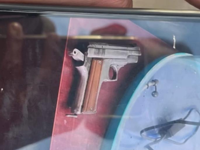 Conspiracy to shoot Rachla to blackmail doctor | डॉक्टरांना ब्लॅकमेल करण्यासाठी रचला गोळीबाराचा कट; मास्टर माईंड सिराज खानला अटक Conspiracy to shoot Rachla to blackmail doctor | डॉक्टरांना ब्लॅकमेल करण्यासाठी रचला गोळीबाराचा कट; मास्टर माईंड सिराज खानला अटक