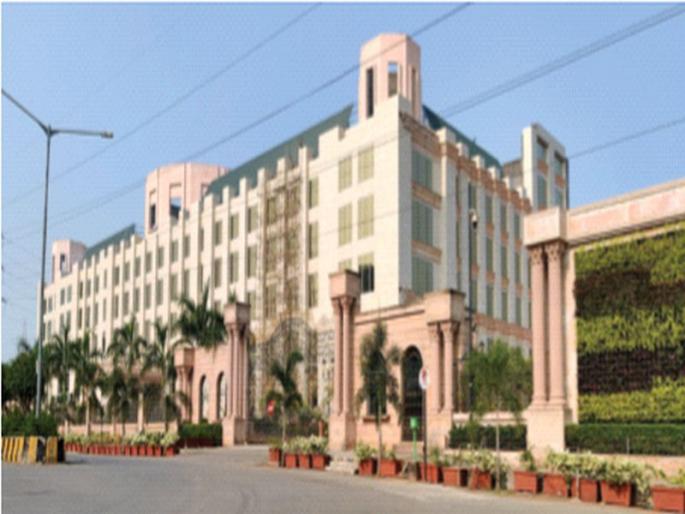 Instructions for action on incremental constructions in '711' | ‘७११’मधील वाढीव बांधकामांवर कारवाईचे निर्देश Instructions for action on incremental constructions in '711' | ‘७११’मधील वाढीव बांधकामांवर कारवाईचे निर्देश