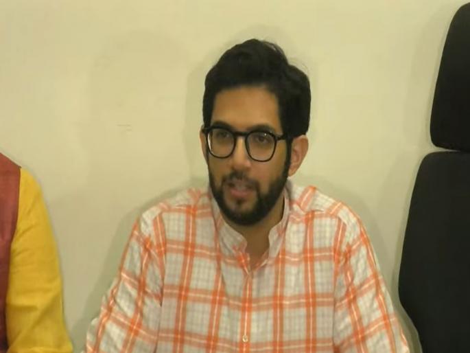 Stop the builders' works if you dare; Aditya Thackeray's challenge to the government on pollution | हिंमत असेल तर बिल्डरांची कामे थांबवा; प्रदुषणावरून आदित्य ठाकरेंचं सरकारला चॅलेंज Stop the builders' works if you dare; Aditya Thackeray's challenge to the government on pollution | हिंमत असेल तर बिल्डरांची कामे थांबवा; प्रदुषणावरून आदित्य ठाकरेंचं सरकारला चॅलेंज