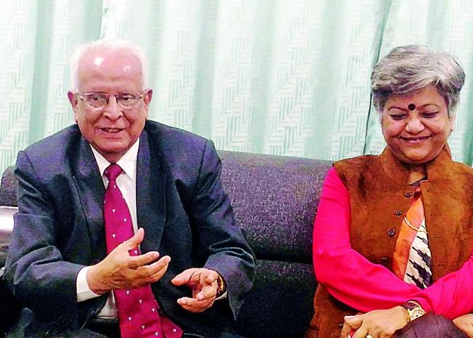 Due to the lack of quality medical teachers: President of AIIMS Dave | दर्जेदार वैद्यकीय शिक्षकांची कमतरता : एम्सचे अध्यक्ष दवे यांची खंत Due to the lack of quality medical teachers: President of AIIMS Dave | दर्जेदार वैद्यकीय शिक्षकांची कमतरता : एम्सचे अध्यक्ष दवे यांची खंत