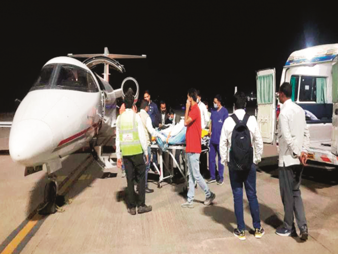 Chhatrapati Sambhajinagar Leaps Towards 'Medical Hub'; Air Ambulance directly from abroad to patient city | छत्रपती संभाजीनगरची ‘मेडिकल हब’च्या दिशेने झेप; एअर ॲम्ब्युलन्सने थेट विदेशातून रुग्ण शहरात Chhatrapati Sambhajinagar Leaps Towards 'Medical Hub'; Air Ambulance directly from abroad to patient city | छत्रपती संभाजीनगरची ‘मेडिकल हब’च्या दिशेने झेप; एअर ॲम्ब्युलन्सने थेट विदेशातून रुग्ण शहरात