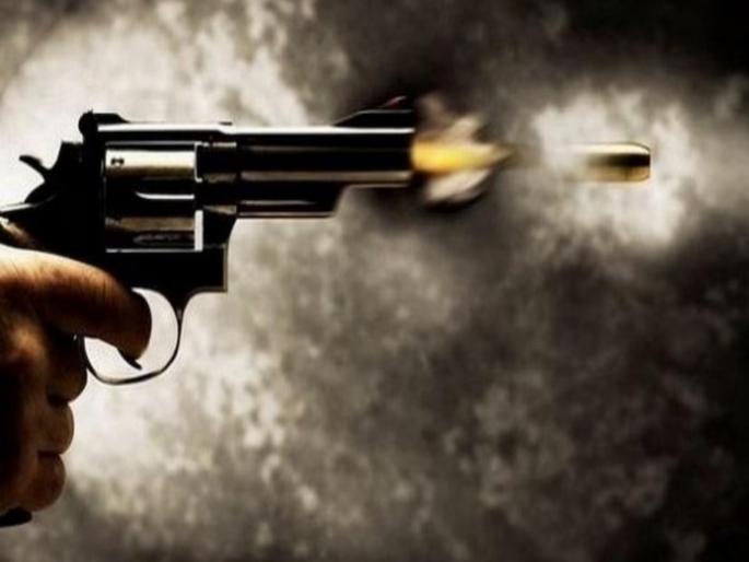 Firing in the air over minor reason in Kondhwa Cases registered against two people | कोंढव्यात किरकोळ कारणावरून हवेत गोळीबार; दोन जणांविरोधात गुन्हे दाखल Firing in the air over minor reason in Kondhwa Cases registered against two people | कोंढव्यात किरकोळ कारणावरून हवेत गोळीबार; दोन जणांविरोधात गुन्हे दाखल