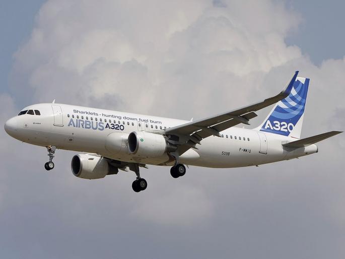 CoronaVirus Businessman Hires 180 Seater airbus Plane To Fly 3 Family Members kkg | CoronaVirus News: ...अन् 'त्या' चौघांना आणण्यासाठी मद्य व्यवसायिकानं भाड्यानं घेतलं १८० आसनी विमान 