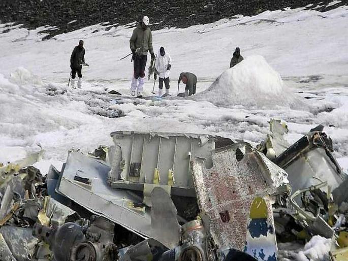 Remnants of a plane discovered 3 years ago | ५१ वर्षांपूर्वी कोसळलेल्या विमानाचे सापडले अवशेष Remnants of a plane discovered 3 years ago | ५१ वर्षांपूर्वी कोसळलेल्या विमानाचे सापडले अवशेष