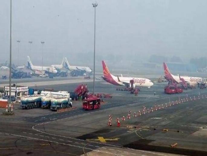 Patna, Jaipur, Kolkata... 40 airports across the country bomb threat | मुंबई, पाटणा, जयपूर, कोलकाता...देशभरातील 40 विमानतळांना बॉम्बने उडवण्याची धमकी Patna, Jaipur, Kolkata... 40 airports across the country bomb threat | मुंबई, पाटणा, जयपूर, कोलकाता...देशभरातील 40 विमानतळांना बॉम्बने उडवण्याची धमकी