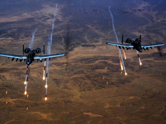 Israel air strike kills at least 40 Palestinians at school in Central Gaza along with relief camps 18 kids died | इस्रायलचा मध्य गाझामध्ये हवाईहल्ला; ४० पॅलेस्टाइन नागरिक ठार, १८ लहान मुलांचा समावेश Israel air strike kills at least 40 Palestinians at school in Central Gaza along with relief camps 18 kids died | इस्रायलचा मध्य गाझामध्ये हवाईहल्ला; ४० पॅलेस्टाइन नागरिक ठार, १८ लहान मुलांचा समावेश