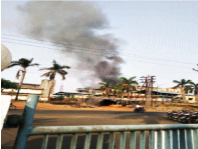 Accident at Lotte Industrial Estate in Konkan; Explosion at a chemical factory, killing four | कोकणातील लोटे औद्योगिक वसाहतीतील दुर्घटना; रासायनिक कारखान्यात स्फोट, चौघांचा मृत्यू Accident at Lotte Industrial Estate in Konkan; Explosion at a chemical factory, killing four | कोकणातील लोटे औद्योगिक वसाहतीतील दुर्घटना; रासायनिक कारखान्यात स्फोट, चौघांचा मृत्यू