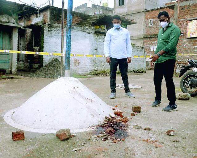 Repeat of Akku Yadav case in Nagpur; Revenge of the murder, crushed the accused | नागपुरात अक्कू यादव प्रकरणाची पुनरावृत्ती ; हत्येचा सूड, आरोपीला ठेचले Repeat of Akku Yadav case in Nagpur; Revenge of the murder, crushed the accused | नागपुरात अक्कू यादव प्रकरणाची पुनरावृत्ती ; हत्येचा सूड, आरोपीला ठेचले