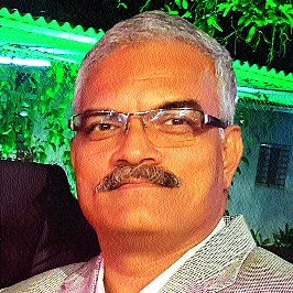 Aimed at the Commissioner | आयुक्तांवर साधला ‘अ’ विश्वासाचा निशाणा Aimed at the Commissioner | आयुक्तांवर साधला ‘अ’ विश्वासाचा निशाणा