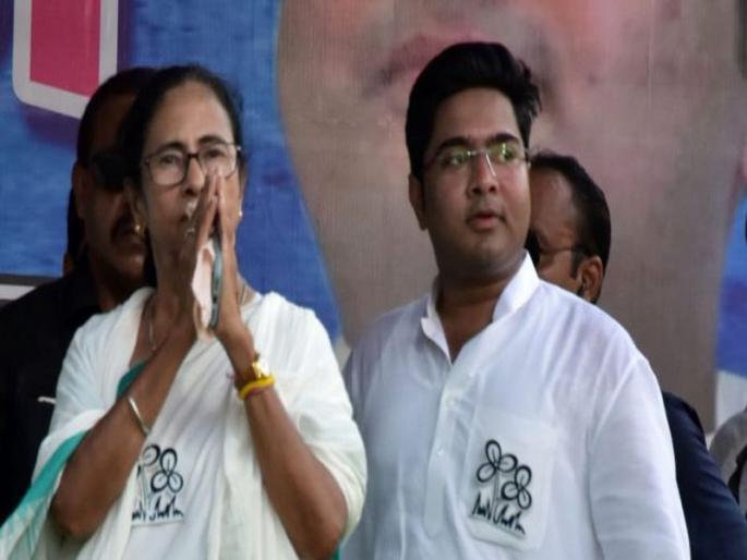 ED behind West Bengal CM Mamata Banerjee’s niece; Requested information of Abhishek's bank accounts | ममता बॅनर्जी यांच्या भाच्याच्या मागेही ‘ईडी’; अभिषेक यांच्या बँक खात्यांची मागवली माहिती