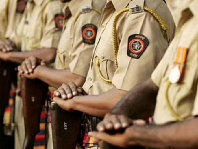 For the post of Police Constable-Driver, M.E., B.E., M.B. A. Candidates with higher education | पोलीस शिपाई- वाहन चालक पदासाठी चक्क एम.ई, बी.ई, एम.बी. ए. केलेले उच्चशिक्षित उमेदवार For the post of Police Constable-Driver, M.E., B.E., M.B. A. Candidates with higher education | पोलीस शिपाई- वाहन चालक पदासाठी चक्क एम.ई, बी.ई, एम.बी. ए. केलेले उच्चशिक्षित उमेदवार