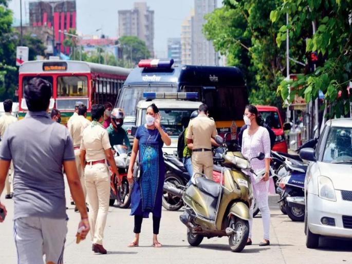 Crimes will now be filed against those who walk without helmets | आता विनाहेल्मेट फिरणाऱ्याविरुद्ध दाखल होणार गुन्हे; विनाकारण हॉर्न वाजविणारेही रडारवर Crimes will now be filed against those who walk without helmets | आता विनाहेल्मेट फिरणाऱ्याविरुद्ध दाखल होणार गुन्हे; विनाकारण हॉर्न वाजविणारेही रडारवर