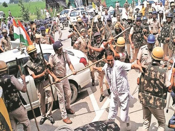 Police beat farmers in Haryana pdc | हरयाणात शेतकऱ्यांवर पोलिसांचा लाठीमार; अनेकांची डोकी फुटली, विरोधकांची टीका Police beat farmers in Haryana pdc | हरयाणात शेतकऱ्यांवर पोलिसांचा लाठीमार; अनेकांची डोकी फुटली, विरोधकांची टीका