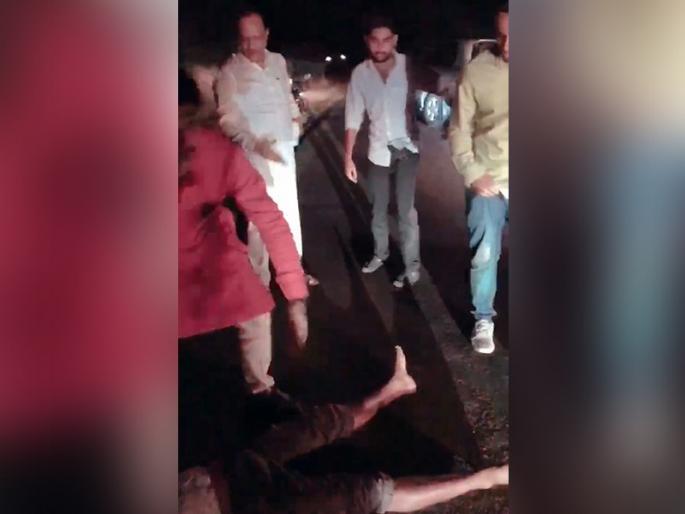 NCP Leader ajit pawar helped youth injured in accident on mahabaleshwar wai satara highway | अजित पवारांच्या मनाचा मोठेपणा! अपघातग्रस्ताच्या मदतीला धावले दादा NCP Leader ajit pawar helped youth injured in accident on mahabaleshwar wai satara highway | अजित पवारांच्या मनाचा मोठेपणा! अपघातग्रस्ताच्या मदतीला धावले दादा