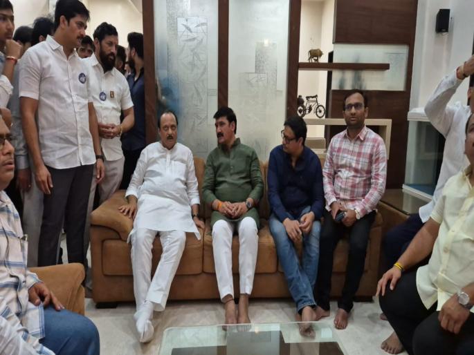 Rebellion continues in Chinchwad Even after Ajit pawar meeting Nana Kate was determined to fight for independence | Chinchwad Vidhan Sabha: चिंचवडमध्ये बंडखोरी कायम; अजितदादांच्या भेटीनंतरही नाना काटे अपक्ष लढण्यावर ठाम Rebellion continues in Chinchwad Even after Ajit pawar meeting Nana Kate was determined to fight for independence | Chinchwad Vidhan Sabha: चिंचवडमध्ये बंडखोरी कायम; अजितदादांच्या भेटीनंतरही नाना काटे अपक्ष लढण्यावर ठाम