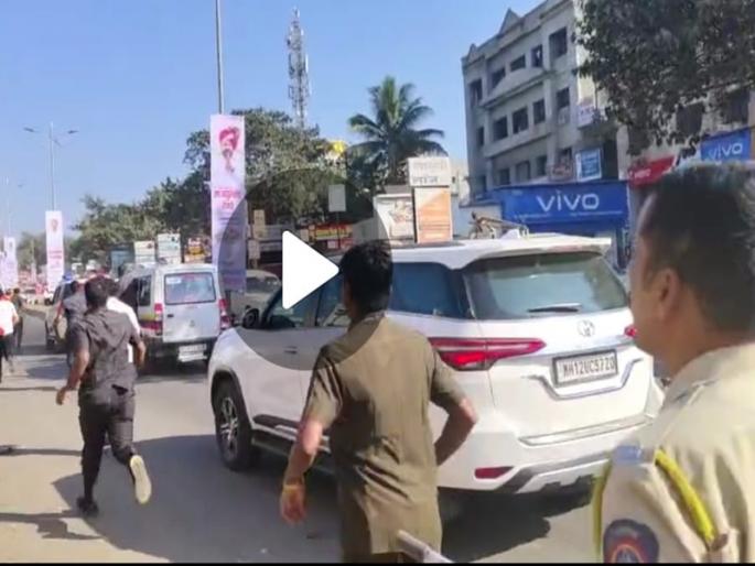 Deputy Chief Minister Ajit Pawar was shown black flags in his own district, five arrested | Pune: स्वतःच्या जिल्ह्यातच उपमुख्यमंत्री अजित पवारांना दाखवले काळे झेंडे, सात जण ताब्यात Deputy Chief Minister Ajit Pawar was shown black flags in his own district, five arrested | Pune: स्वतःच्या जिल्ह्यातच उपमुख्यमंत्री अजित पवारांना दाखवले काळे झेंडे, सात जण ताब्यात