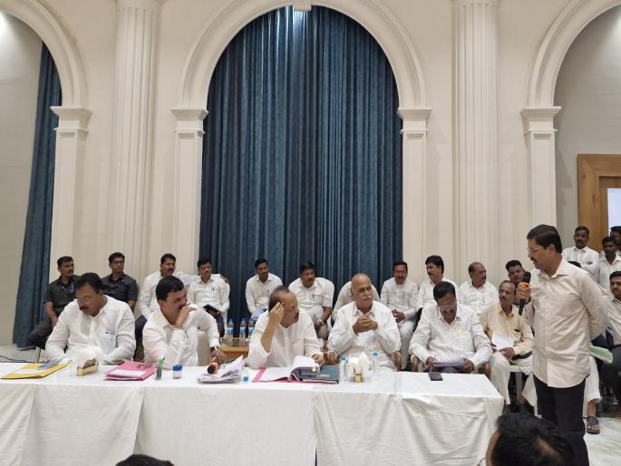 Don't get angry and show displeasure if you don't get the nomination Ajit Pawar's appeal | Ajit Pawar: उमेदवारी न मिळाल्यास रुसवे फुगवे, नाराजी दाखवू नका; अजित पवारांचे आवाहन Don't get angry and show displeasure if you don't get the nomination Ajit Pawar's appeal | Ajit Pawar: उमेदवारी न मिळाल्यास रुसवे फुगवे, नाराजी दाखवू नका; अजित पवारांचे आवाहन