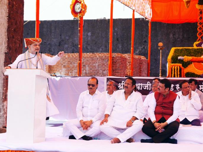 deputy cm ajit pawar said clearly about why eknath Shinde gave a speech at raigad but not him get chance | रायगडावर एकनाथ शिंदेंनी भाषण केले, पण तुमचे नाही झाले, डावलले गेले का? अजित पवार म्हणाले... deputy cm ajit pawar said clearly about why eknath Shinde gave a speech at raigad but not him get chance | रायगडावर एकनाथ शिंदेंनी भाषण केले, पण तुमचे नाही झाले, डावलले गेले का? अजित पवार म्हणाले...