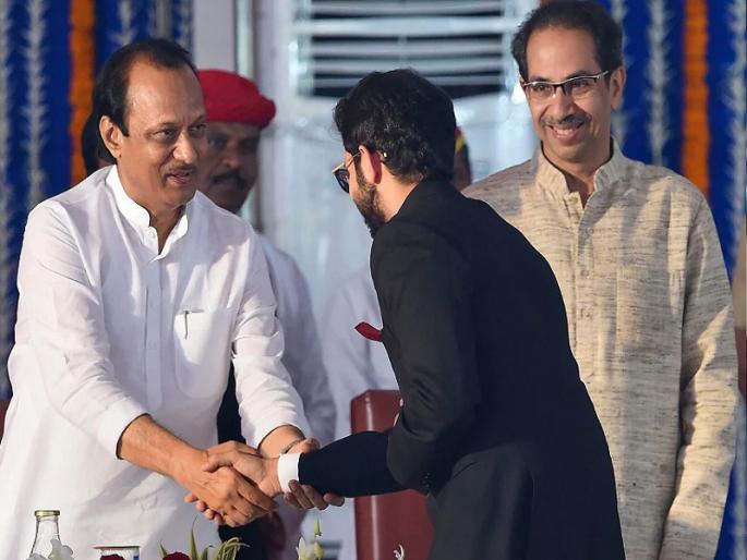 uddhav thackeray is chief minister of state said ajit pawar aditya thackerey | ते शब्द मागे घेतो, उद्धव ठाकरेच राज्याचे मुख्यमंत्री - अजित पवार