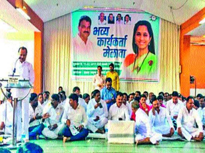 Farmers will get remission in the time of coalition government - Ajit Pawar | आघाडी सरकारच्या काळातच शेतकऱ्यांना कर्जमाफी मिळेल : अजित पवार Farmers will get remission in the time of coalition government - Ajit Pawar | आघाडी सरकारच्या काळातच शेतकऱ्यांना कर्जमाफी मिळेल : अजित पवार