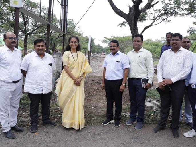 Participation of office bearers of ajit pawar group in MP Supriya Sule's visit | खासदार सुप्रिया सुळेंच्या दौऱ्यात ‘अजितदादा’ गटाच्या पदाधिकाऱ्यांचा सहभाग Participation of office bearers of ajit pawar group in MP Supriya Sule's visit | खासदार सुप्रिया सुळेंच्या दौऱ्यात ‘अजितदादा’ गटाच्या पदाधिकाऱ्यांचा सहभाग