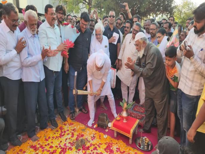 The groundbreaking ceremony of the Shri Datta temple, which was removed for road widening, coincided with Datta Jayanti. | रस्ता रुंदीकरणासाठी हटवलेल्या श्री दत्त मंदिराच्या भुमीपुजनाला साधला दत्तजयंतीचाच मुुहुर्त The groundbreaking ceremony of the Shri Datta temple, which was removed for road widening, coincided with Datta Jayanti. | रस्ता रुंदीकरणासाठी हटवलेल्या श्री दत्त मंदिराच्या भुमीपुजनाला साधला दत्तजयंतीचाच मुुहुर्त