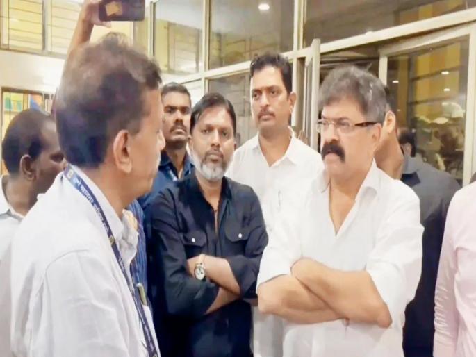 Jitendra Awha targets the ruling BJP-Shiv Sena in Kalwa patient death case | ...तर हे घडलं नसतं; कळवा रुग्णालयातील रुग्ण मृत्यूनंतर जितेंद्र आव्हाड संतापले Jitendra Awha targets the ruling BJP-Shiv Sena in Kalwa patient death case | ...तर हे घडलं नसतं; कळवा रुग्णालयातील रुग्ण मृत्यूनंतर जितेंद्र आव्हाड संतापले