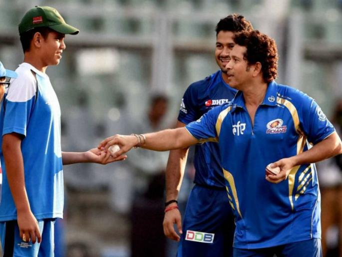 IPL 2021: Arjun Tendulkar also available for IPL auction; Find out exactly what the base price is! | IPL 2021: IPLच्या लिलावासाठी अर्जुन तेंडुलकरही उपलब्ध; जाणून घ्या नेमकी किती आहे त्याची बेस प्राइज!