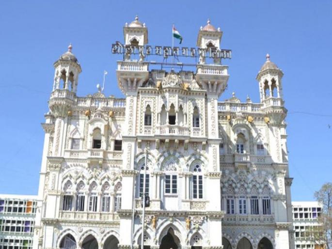 The work of the parallel canal in Solapur stopped; Notice will be issued to the then CEO | सोलापुरातील समांतर जलवाहिनीचे काम थांबविले; तत्कालीन सीईंओंना नोटीस बजाविणार, हालचाली सुरू The work of the parallel canal in Solapur stopped; Notice will be issued to the then CEO | सोलापुरातील समांतर जलवाहिनीचे काम थांबविले; तत्कालीन सीईंओंना नोटीस बजाविणार, हालचाली सुरू