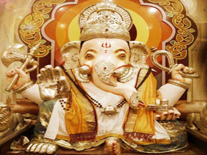 ‘Lokmanya’ gives shadu idols folklore; Door to door awareness of Kiriteshwar Mandal too! | ‘लोकमान्य’ देतोय शाडूच्या मूर्तींना लोकमान्यता; किरीटेश्वर मंडळाचेही ‘डोअर टू डोअर’ जनजागरण ! ‘Lokmanya’ gives shadu idols folklore; Door to door awareness of Kiriteshwar Mandal too! | ‘लोकमान्य’ देतोय शाडूच्या मूर्तींना लोकमान्यता; किरीटेश्वर मंडळाचेही ‘डोअर टू डोअर’ जनजागरण !