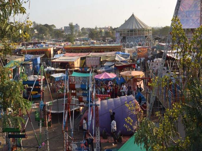 Kalakamata's Yatra Festival started in Akkalkukta | अक्कलकुव्यात कालिकामातेच्या यात्रोत्सवाला प्रारंभ Kalakamata's Yatra Festival started in Akkalkukta | अक्कलकुव्यात कालिकामातेच्या यात्रोत्सवाला प्रारंभ