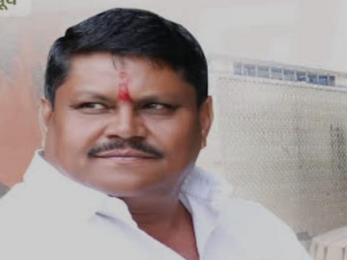 Akola: Atrocity case against Shiv Sena District Chief, incident happened in Zilla Parishad 'CEO' room | Akola: शिवसेनेच्या जिल्हाप्रमुखावर अॅट्रासिटीचा गुन्हा, जिल्हा परिषद ‘सीइओं’च्या कक्षात घडला प्रकार Akola: Atrocity case against Shiv Sena District Chief, incident happened in Zilla Parishad 'CEO' room | Akola: शिवसेनेच्या जिल्हाप्रमुखावर अॅट्रासिटीचा गुन्हा, जिल्हा परिषद ‘सीइओं’च्या कक्षात घडला प्रकार