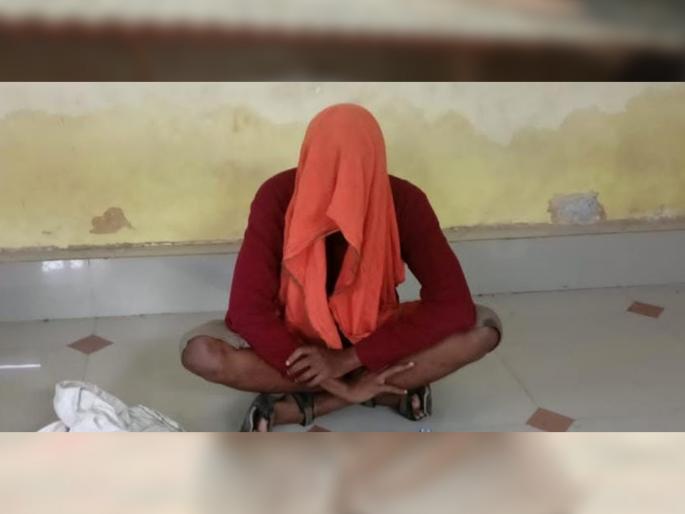 Liquor seller from residential house arrested | राहत्या घरातून दारूची विक्री करणारा अटकेत Liquor seller from residential house arrested | राहत्या घरातून दारूची विक्री करणारा अटकेत