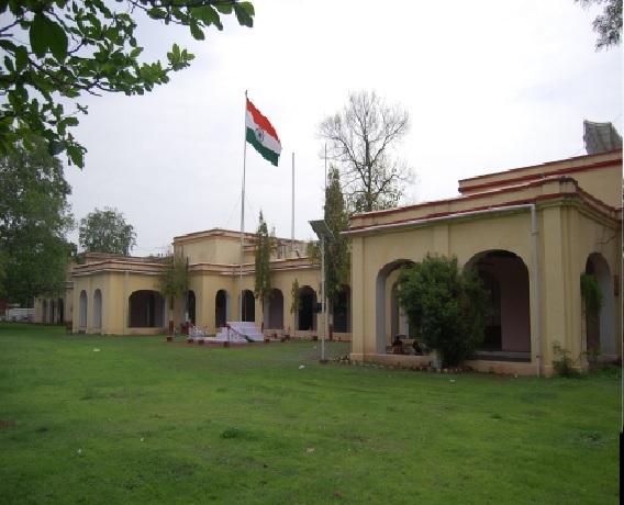 Akola district needs additional 241 crore for development work! | अकोला जिल्ह्यातील विकासकामांसाठी हवे अतिरिक्त २४१ कोटी! Akola district needs additional 241 crore for development work! | अकोला जिल्ह्यातील विकासकामांसाठी हवे अतिरिक्त २४१ कोटी!