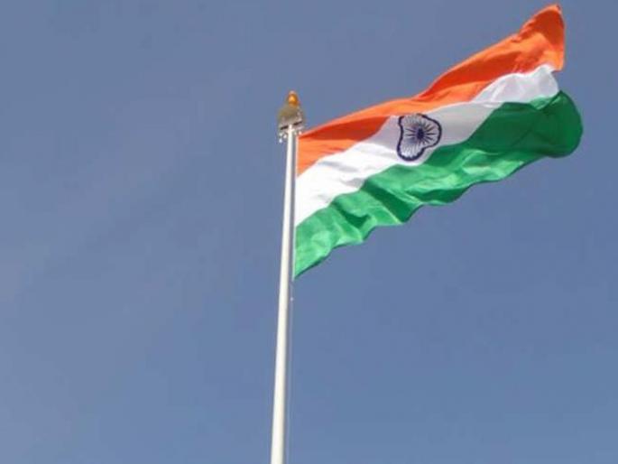 'Monumental Flag' to be mounted on Akola railway station | अकोला रेल्वेस्थानकावर उभारणार ‘मॉन्युमेंटल फ्लॅग’ 'Monumental Flag' to be mounted on Akola railway station | अकोला रेल्वेस्थानकावर उभारणार ‘मॉन्युमेंटल फ्लॅग’
