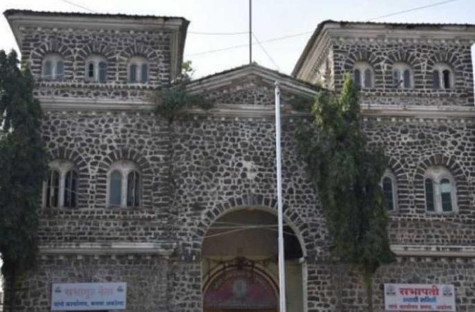 13 crore fund sanctioned for development works in difficulty | विकासकामांसाठी मंजूर १३ कोटींचा निधी अडचणीत 13 crore fund sanctioned for development works in difficulty | विकासकामांसाठी मंजूर १३ कोटींचा निधी अडचणीत