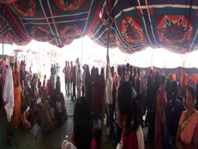 Tribals of Sapura gets medical treatment | अकोल्यातील वैद्यकीय पथकाकडून सातपुड्यातील आदिवासींची वैद्यकीय सेवा!