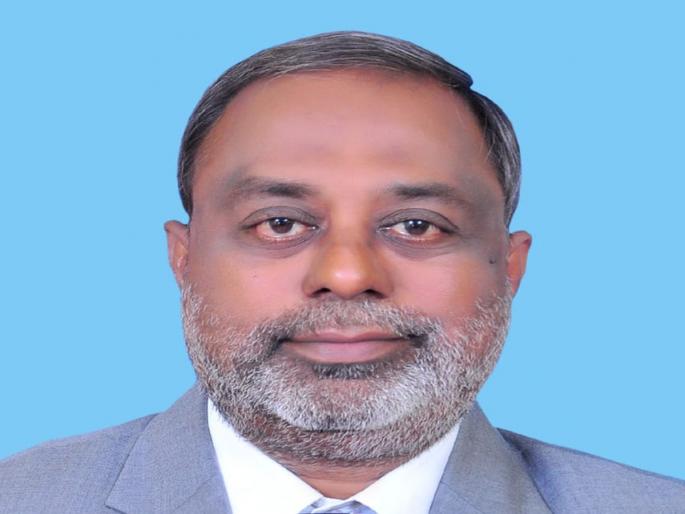 Dr. Sharad Gadakh, the new Vice-Chancellor of Dr. Pandekrivi took charge | डाॅ.पंदेकृविचे नवे कुलगुरू डाॅ़ शरद गडाख यांनी पदभार स्वीकारला Dr. Sharad Gadakh, the new Vice-Chancellor of Dr. Pandekrivi took charge | डाॅ.पंदेकृविचे नवे कुलगुरू डाॅ़ शरद गडाख यांनी पदभार स्वीकारला