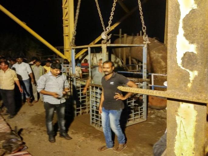 The Bhima-Nira river Jodak project collapsed, seven people were killed | भीमा-नीरा नदीजोड प्रकल्पातील बोगद्यात क्रेन तुटून अपघात, नऊ कामगारांचा मृत्यू