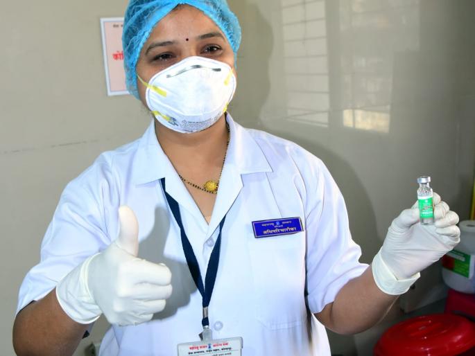 Akshata Mane received a vaccination gift on her birthday | अक्षता माने यांना वाढदिवसाला मिळाली लसीकरणाची भेट Akshata Mane received a vaccination gift on her birthday | अक्षता माने यांना वाढदिवसाला मिळाली लसीकरणाची भेट