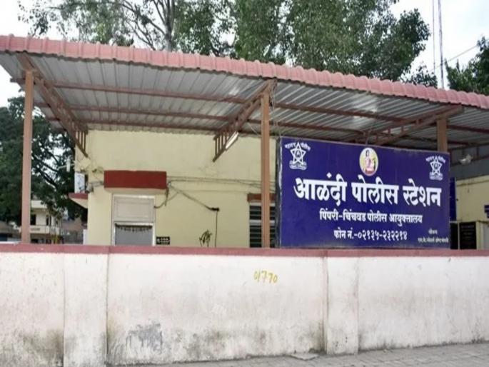 Brutal murder by putting cement block on head in Dhanore; Two accused arrested | धानोरे येथे डोक्यात सिमेंटचा ब्लॉक घालून निर्घृण खून; दोन आरोपींना अटक Brutal murder by putting cement block on head in Dhanore; Two accused arrested | धानोरे येथे डोक्यात सिमेंटचा ब्लॉक घालून निर्घृण खून; दोन आरोपींना अटक